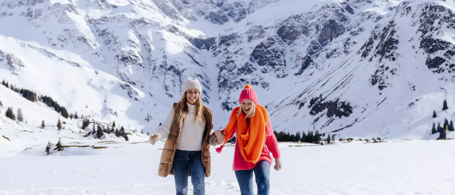 Menikmati Momen Tenang Saat Suasana di Luar Lebih Dingin